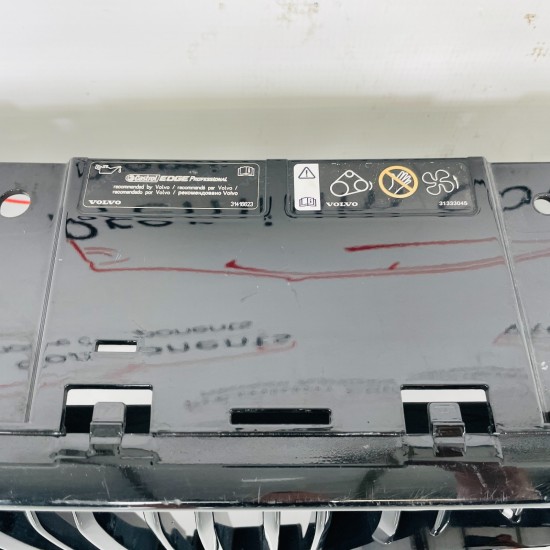 Volvo Xc60 Front Grill Genuine Black Mk2 With Emblem 2020 - 2023 [am11]