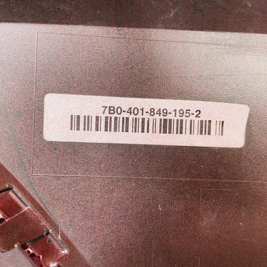 Volvo Xc40 Front Bumper Genuine Red Recharge Electric 2022 – 2025 [ao128]