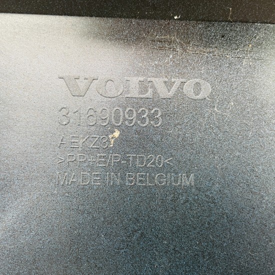 Volvo Xc40 Front Bumper Genuine Blue Recharge Electric 2022 – 2025 [an138]