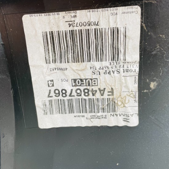 Volvo Xc40 Front Bumper Genuine Blue Recharge Electric 2022 – 2025 [an138]