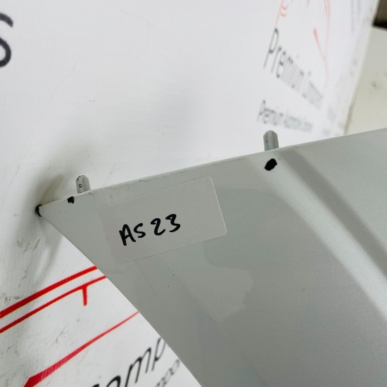 Volvo Xc60 Front Bumper R-design Genuine White 32296893 | 2017 - 2021 [as23]