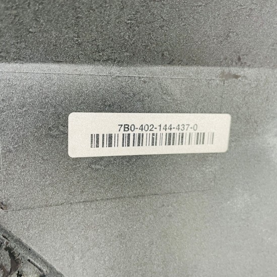 Volvo Xc40 Front Bumper Mk2 Grey Genuine 31690933 | 2022-2024 [Be43]