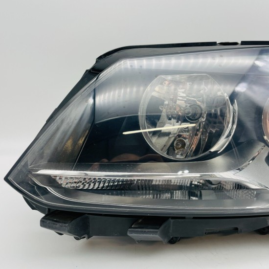 VW Touran Caddy Headlight Passenger Side 2011 - 2015 [l60]